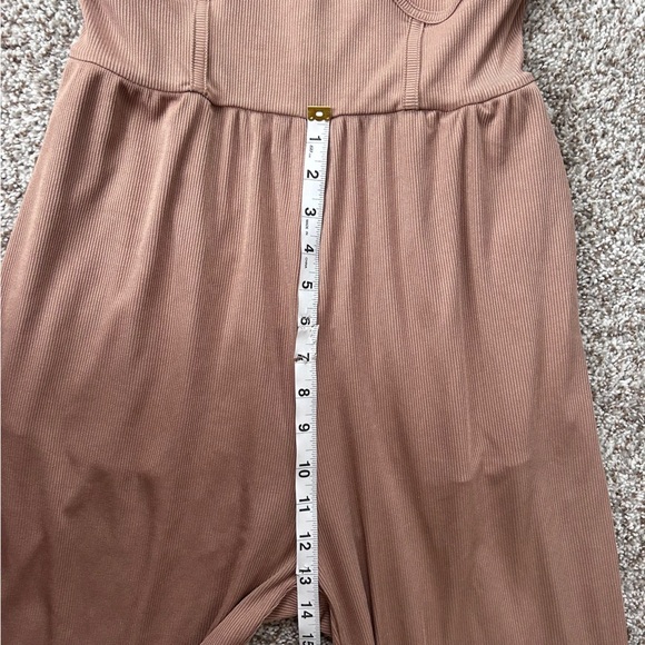 Cider Brown Sleeveless Jumpsuit - Picture 7 of 8